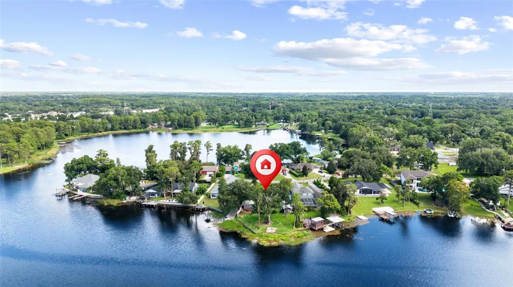 15916 WILLOWDALE ROAD Tampa, FL 33625
