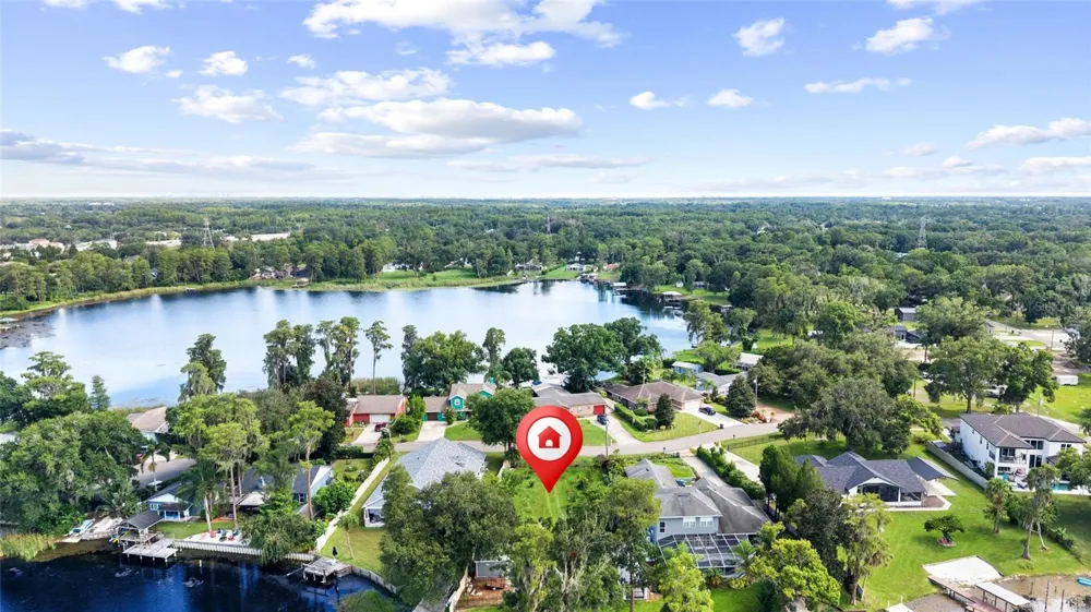 15916 WILLOWDALE ROAD Tampa, FL 33625