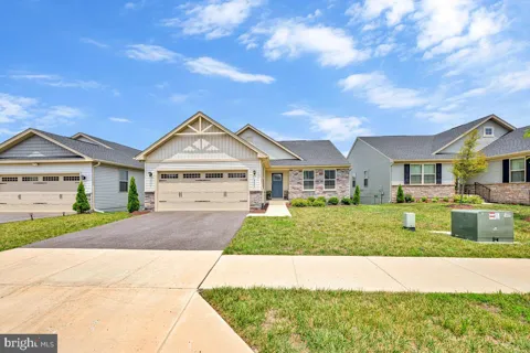 8406 RED CLAY COURT