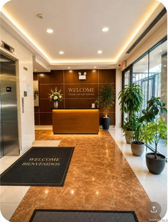 88-20 Parsons #6D Jamaica, NY 11432