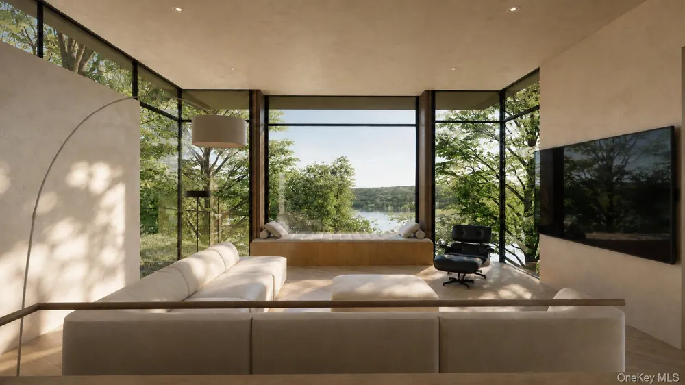 91 Fernwood Lane Flower Hill, NY 11576