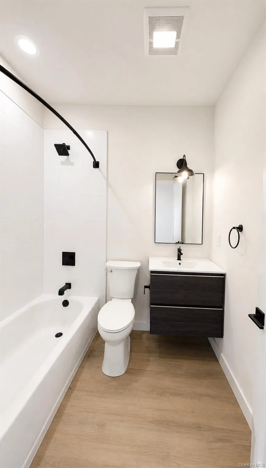 136 South #201 Poughkeepsie, NY 12601