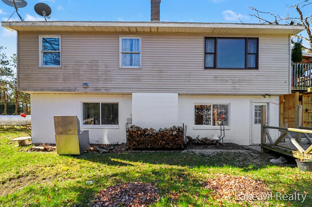 1889 E 40th Street White Cloud, MI 49349