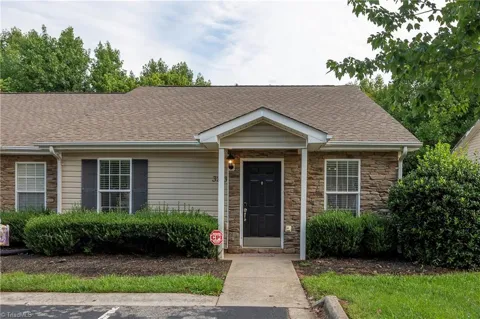 3273 Hyde Place Circle