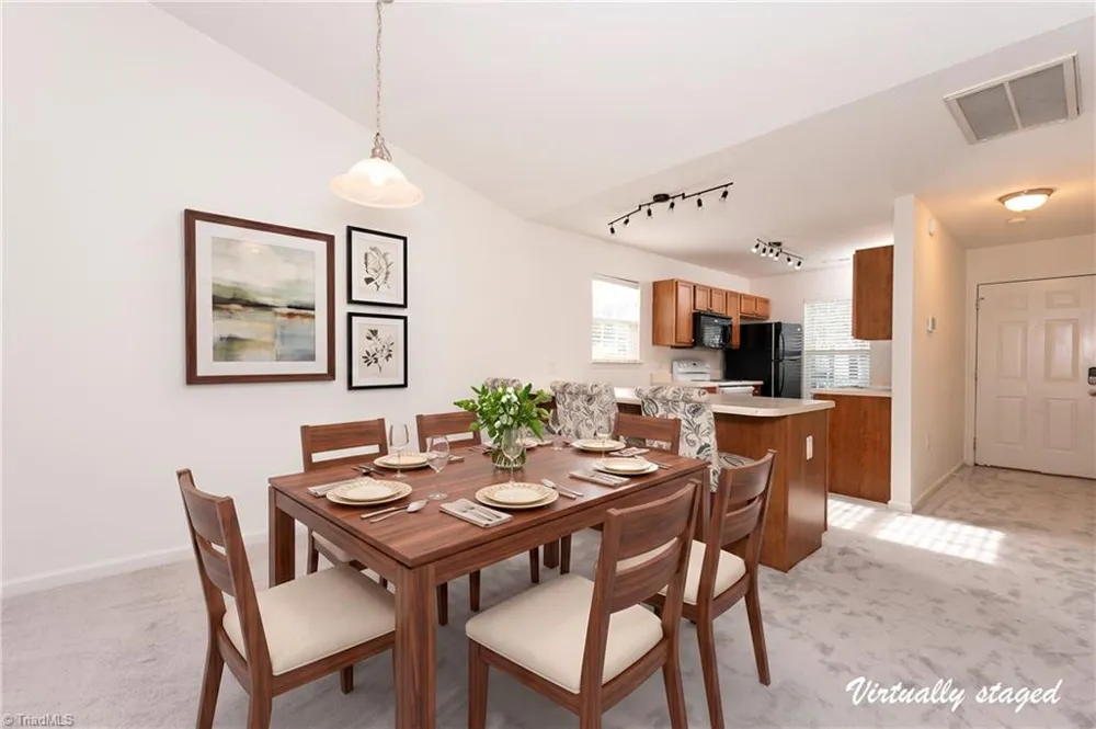 3273 Hyde Place Circle Winston-Salem, NC 27103