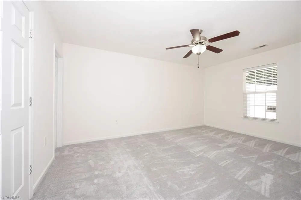 3273 Hyde Place Circle Winston-Salem, NC 27103
