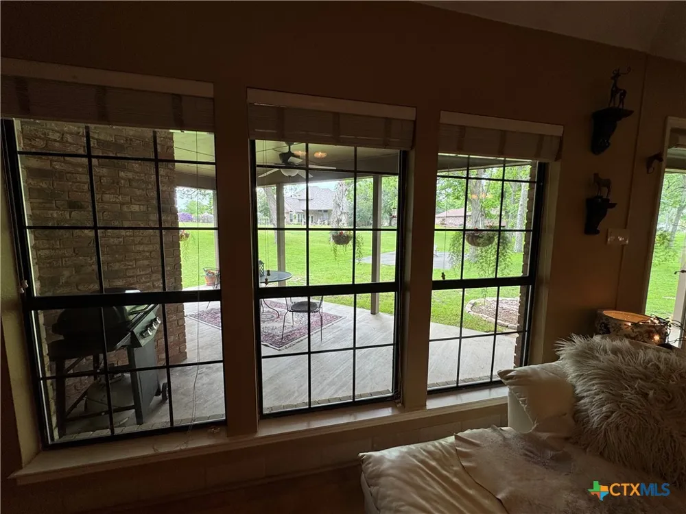 433 Las Brisas Boulevard Seguin, TX 78155