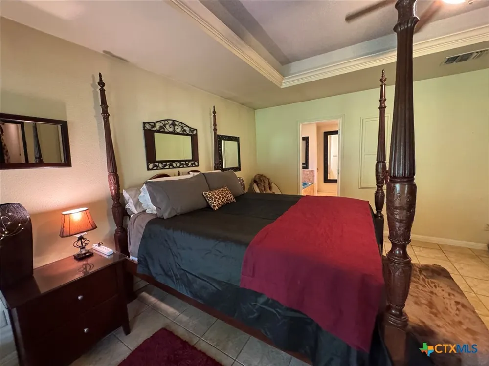 433 Las Brisas Boulevard Seguin, TX 78155