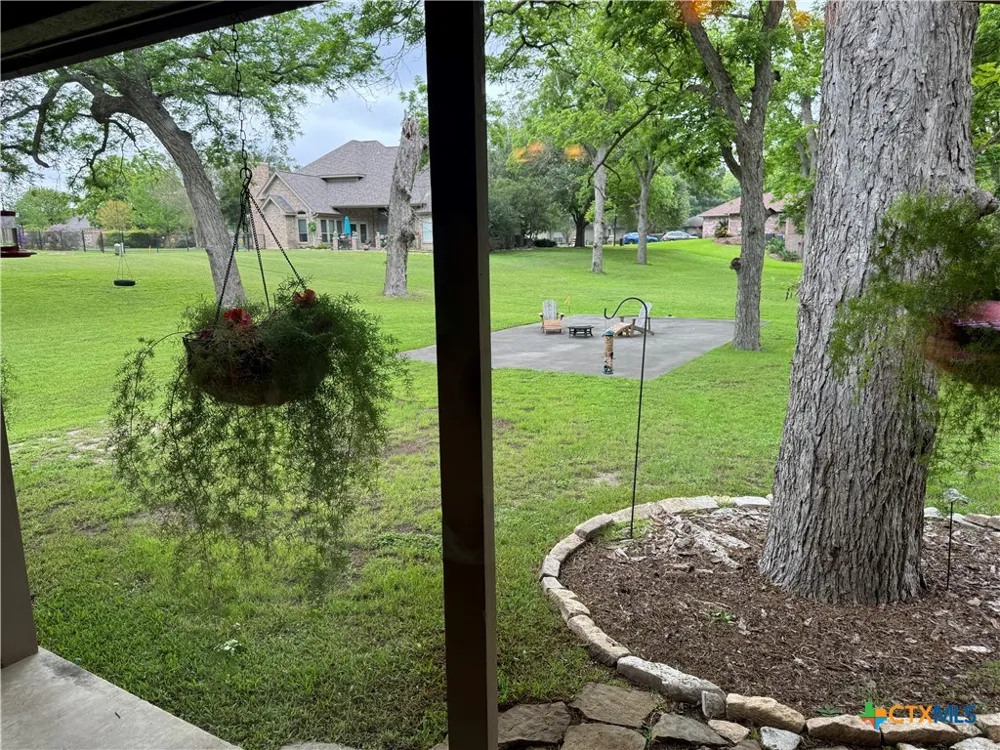 433 Las Brisas Boulevard Seguin, TX 78155