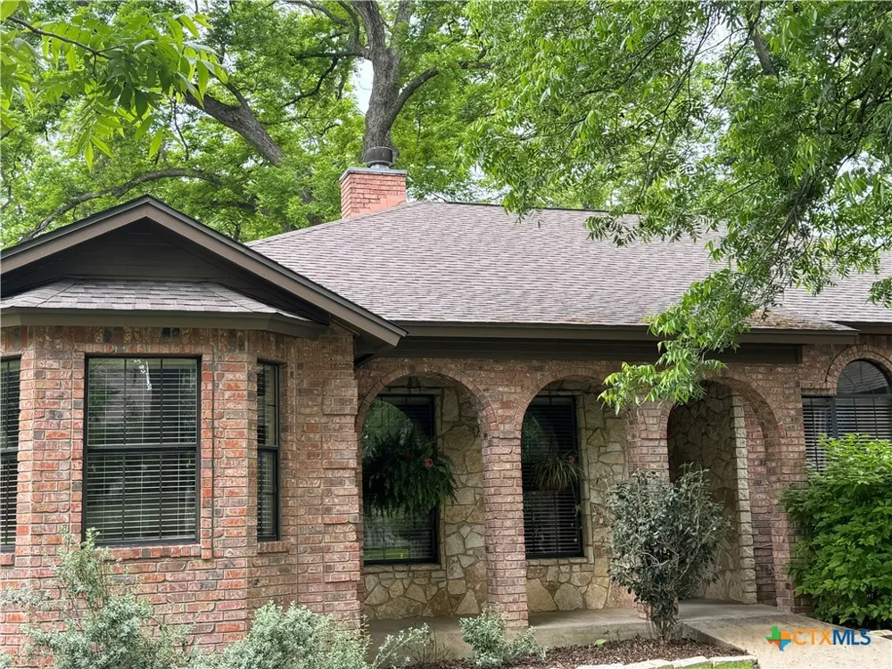433 Las Brisas Boulevard Seguin, TX 78155