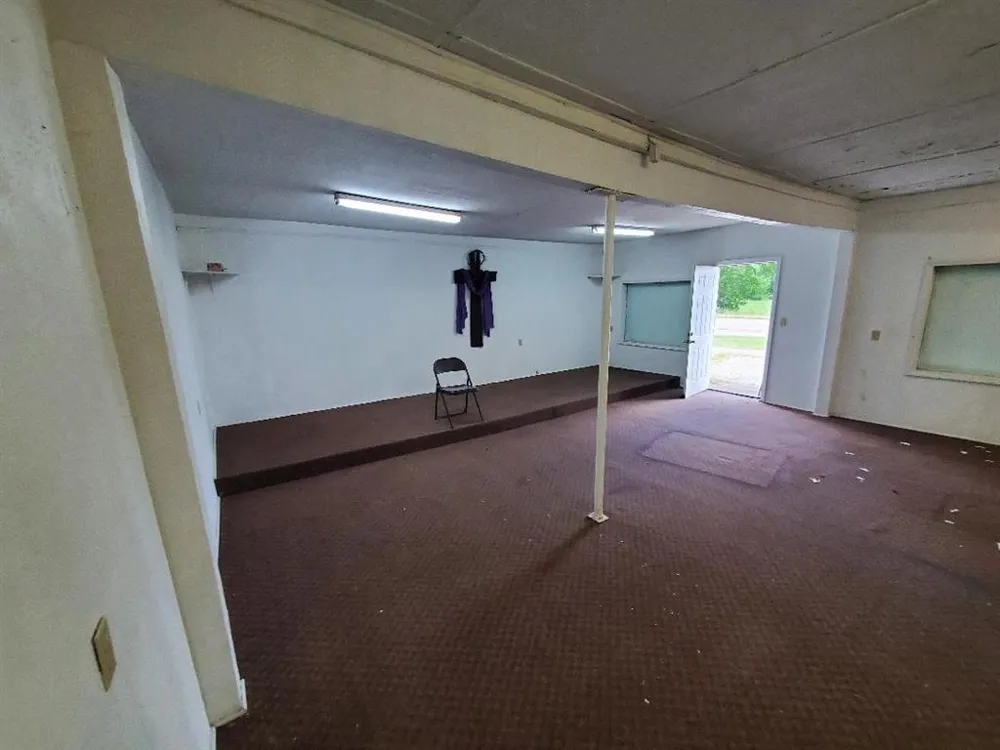 225 E Columbia Street Okemah, OK 74859