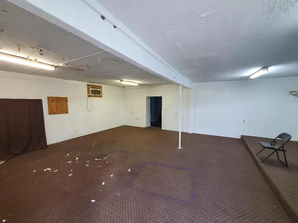 225 E Columbia Street Okemah, OK 74859