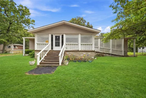 8557 Frankoma Road