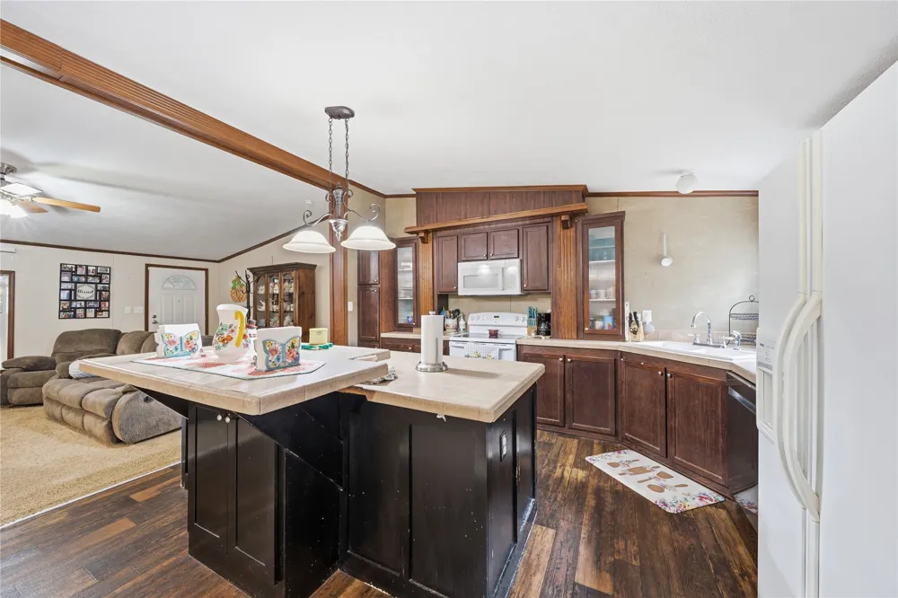 8557 Frankoma Road Tulsa, OK 74131