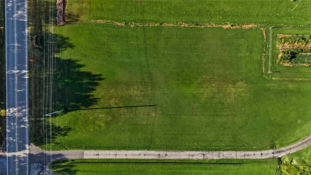 300 S Hwy 82 Highway S Locust Grove, OK 74352