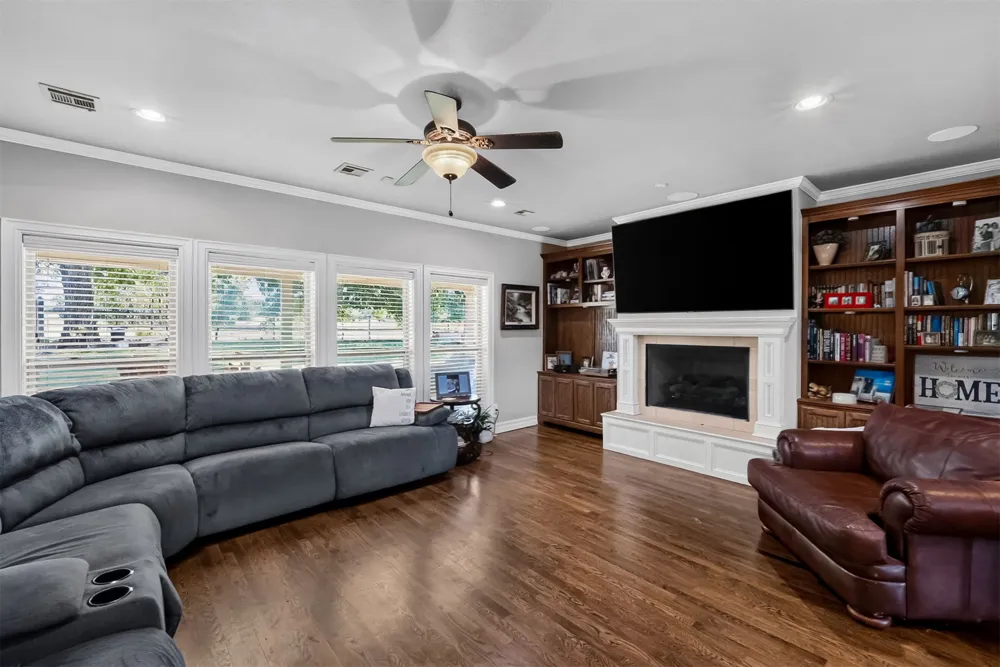 107 Williamsburg Street Catoosa, OK 74015