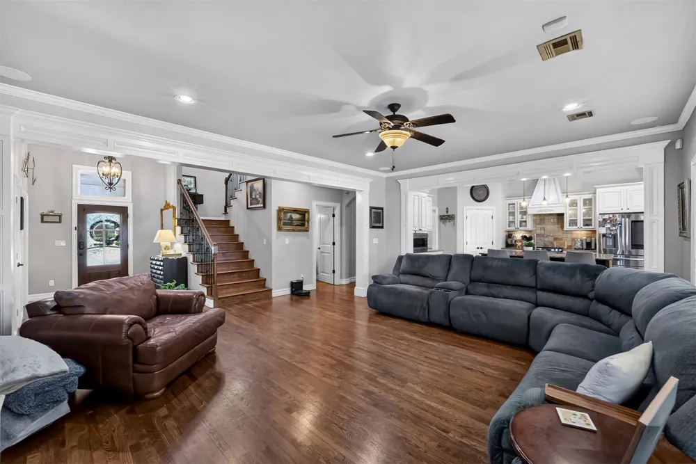 107 Williamsburg Street Catoosa, OK 74015