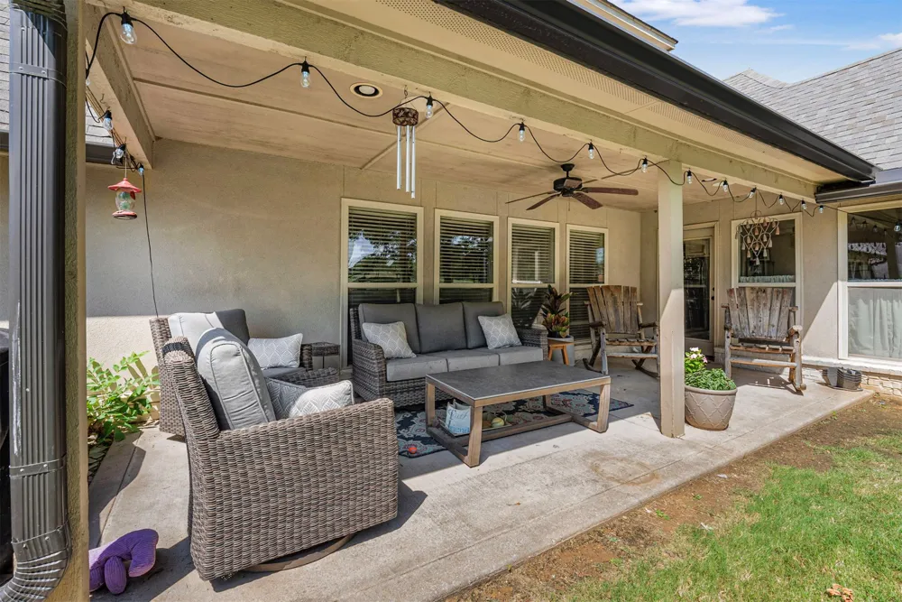 107 Williamsburg Street Catoosa, OK 74015