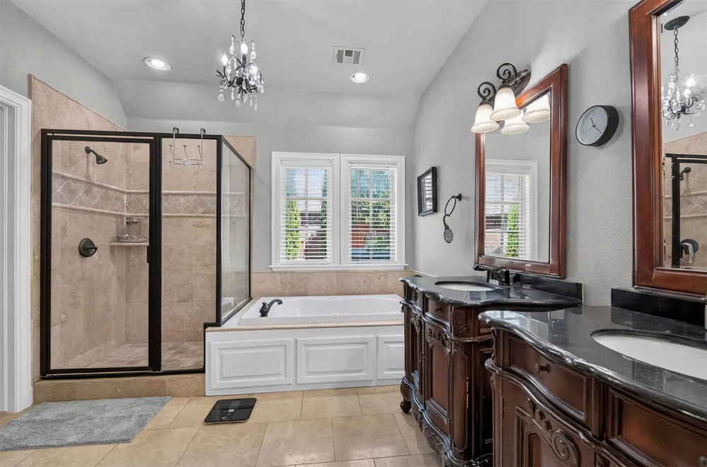107 Williamsburg Street Catoosa, OK 74015
