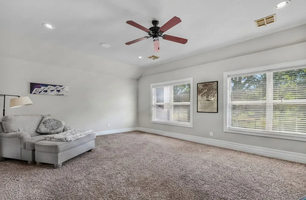 107 Williamsburg Street Catoosa, OK 74015