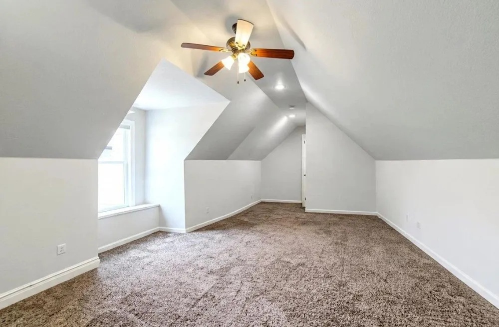 107 Williamsburg Street Catoosa, OK 74015