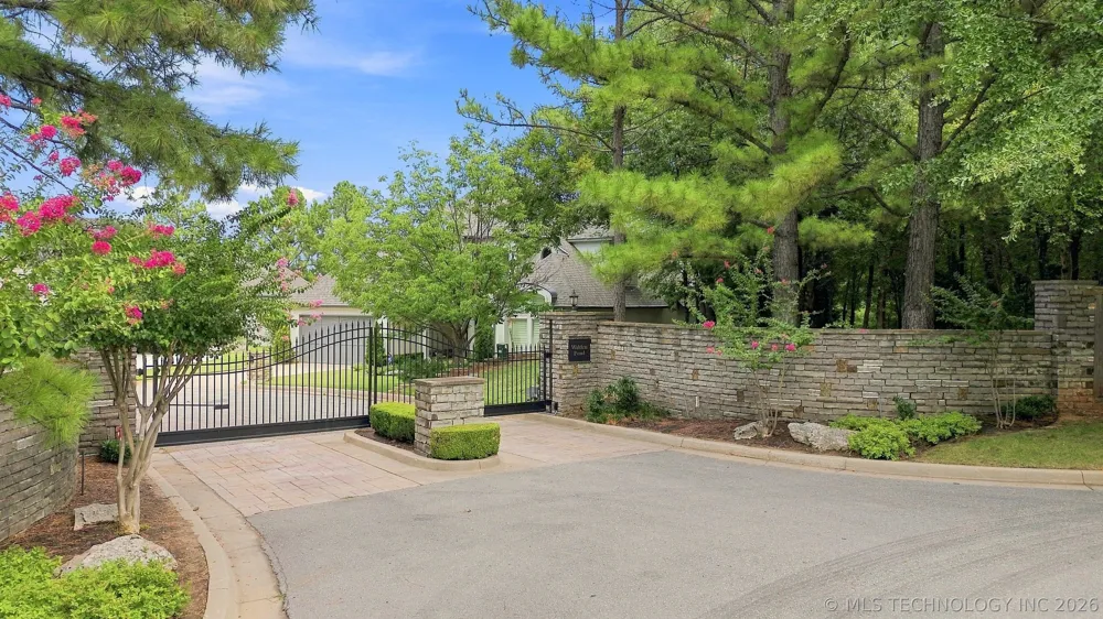 8301 S Urbana Avenue Tulsa, OK 74137
