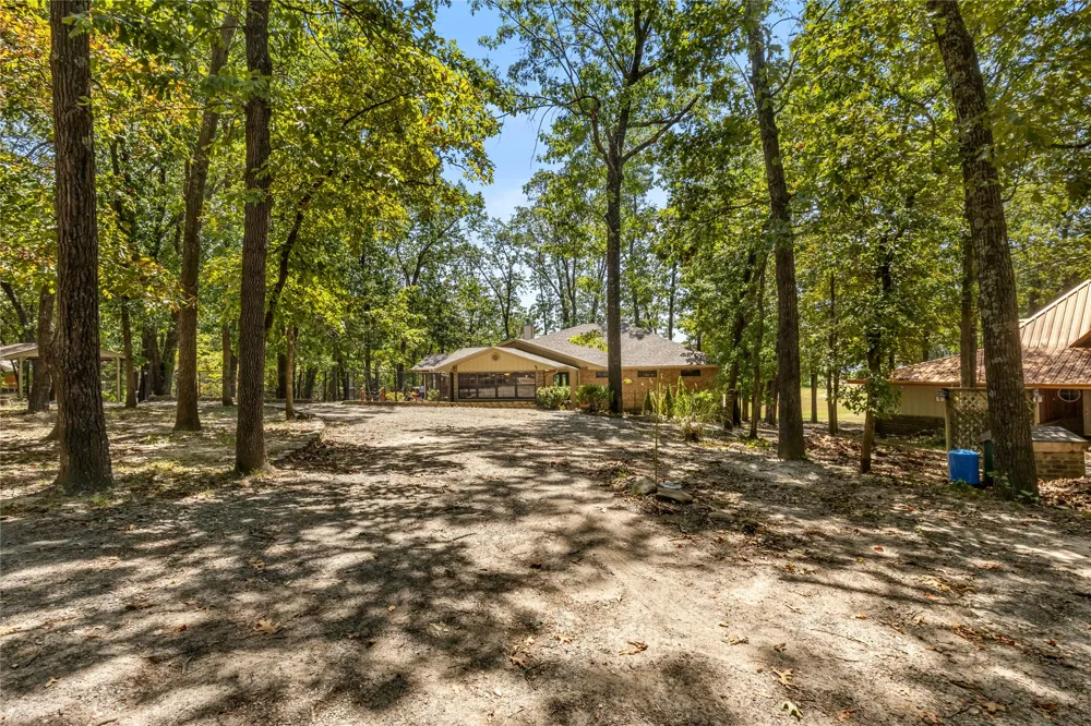 424866 E 1169 ROAD Eufaula, OK 74432