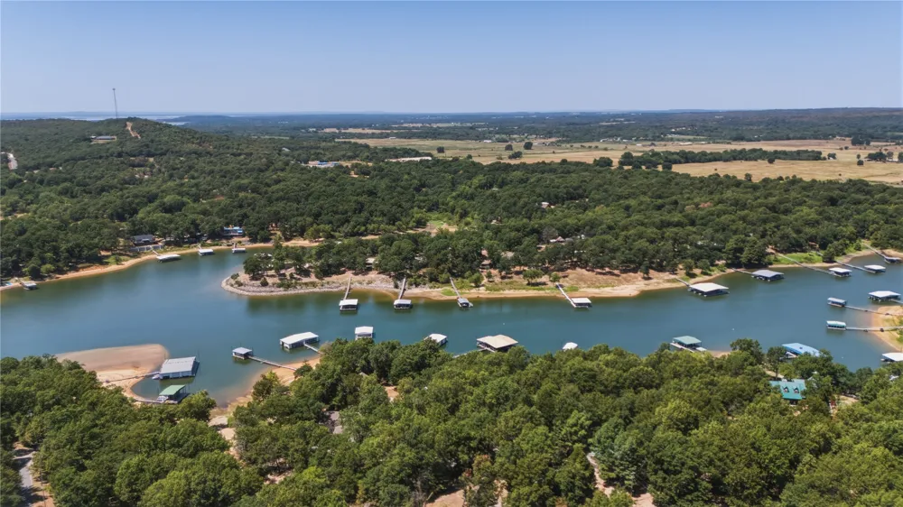 424866 E 1169 ROAD Eufaula, OK 74432