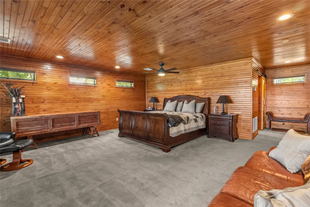 424866 E 1169 ROAD Eufaula, OK 74432