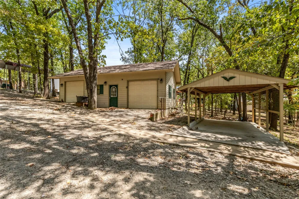 424866 E 1169 ROAD Eufaula, OK 74432