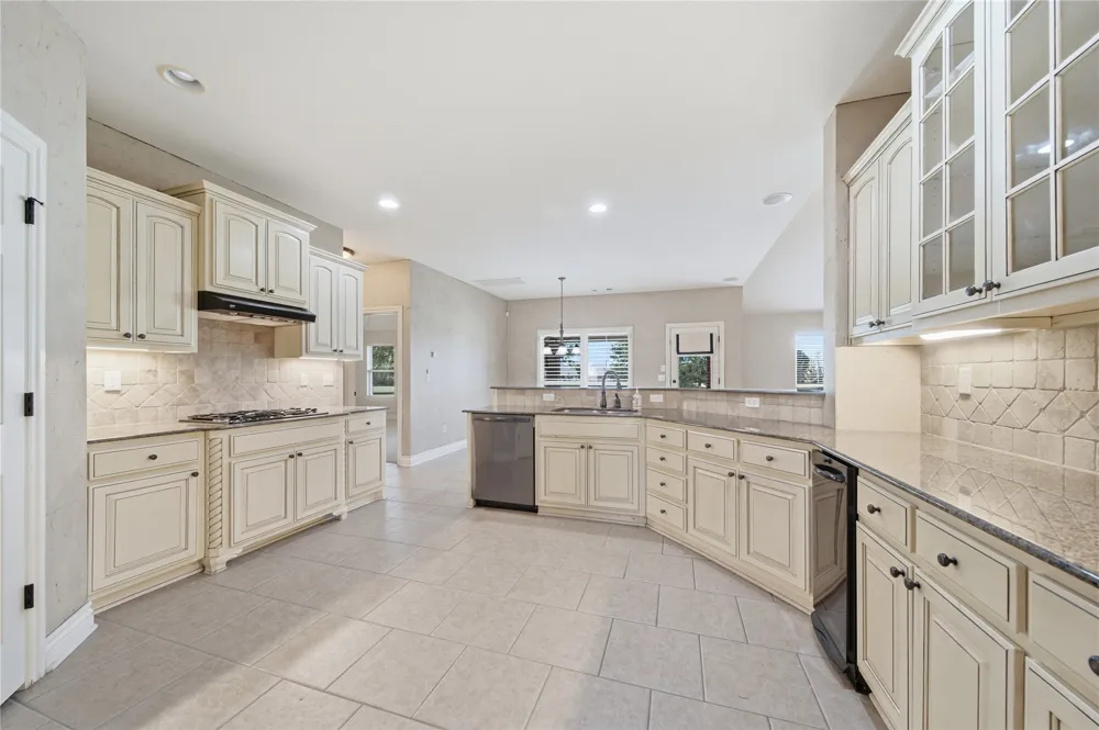 1617 W Ulysses Street Broken Arrow, OK 74012