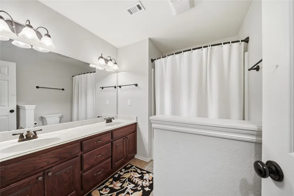 1617 W Ulysses Street Broken Arrow, OK 74012