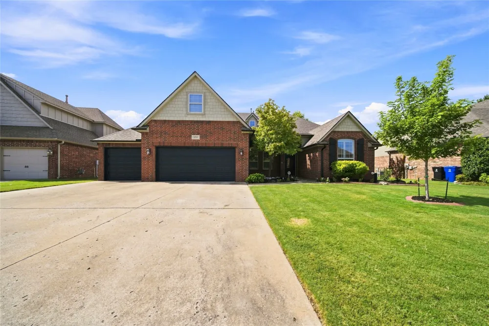 1617 W Ulysses Street Broken Arrow, OK 74012