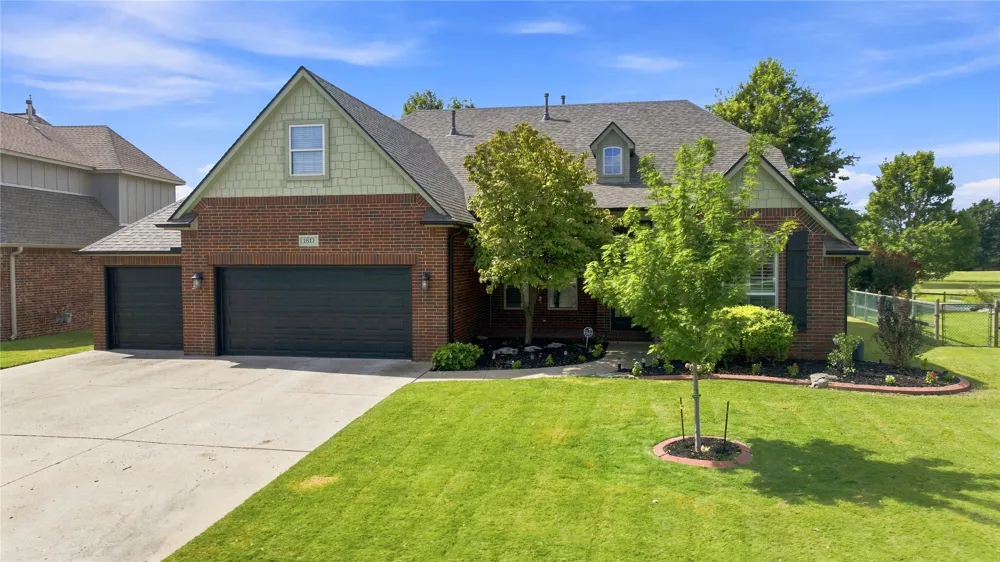 1617 W Ulysses Street Broken Arrow, OK 74012