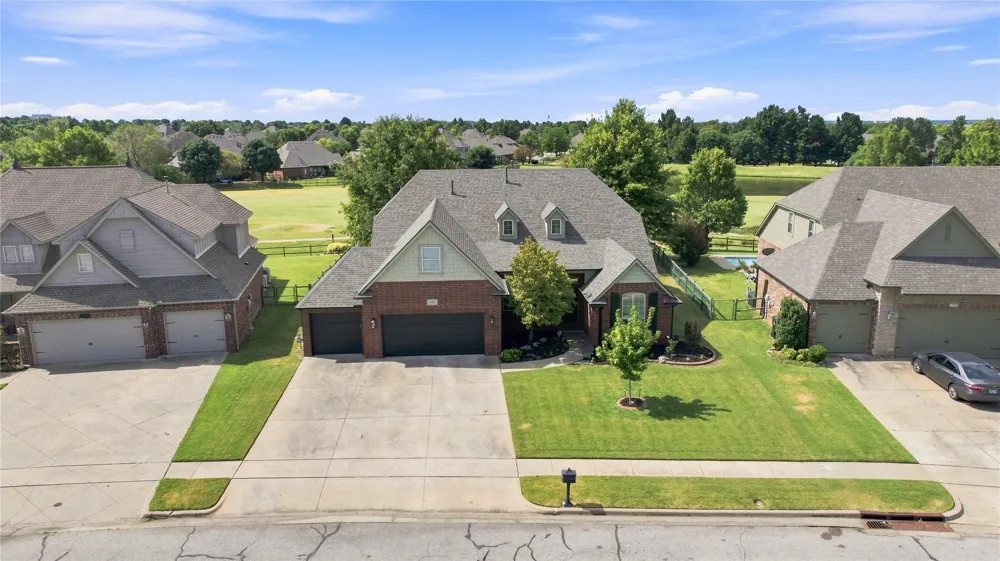 1617 W Ulysses Street Broken Arrow, OK 74012