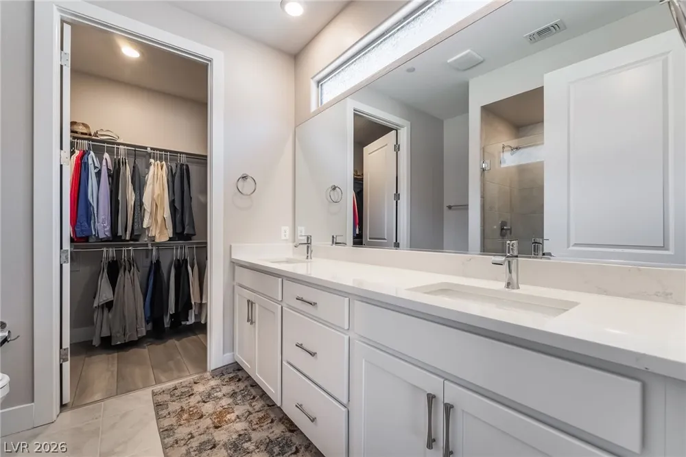 76 Crimson Cactus Avenue Henderson, NV 89011