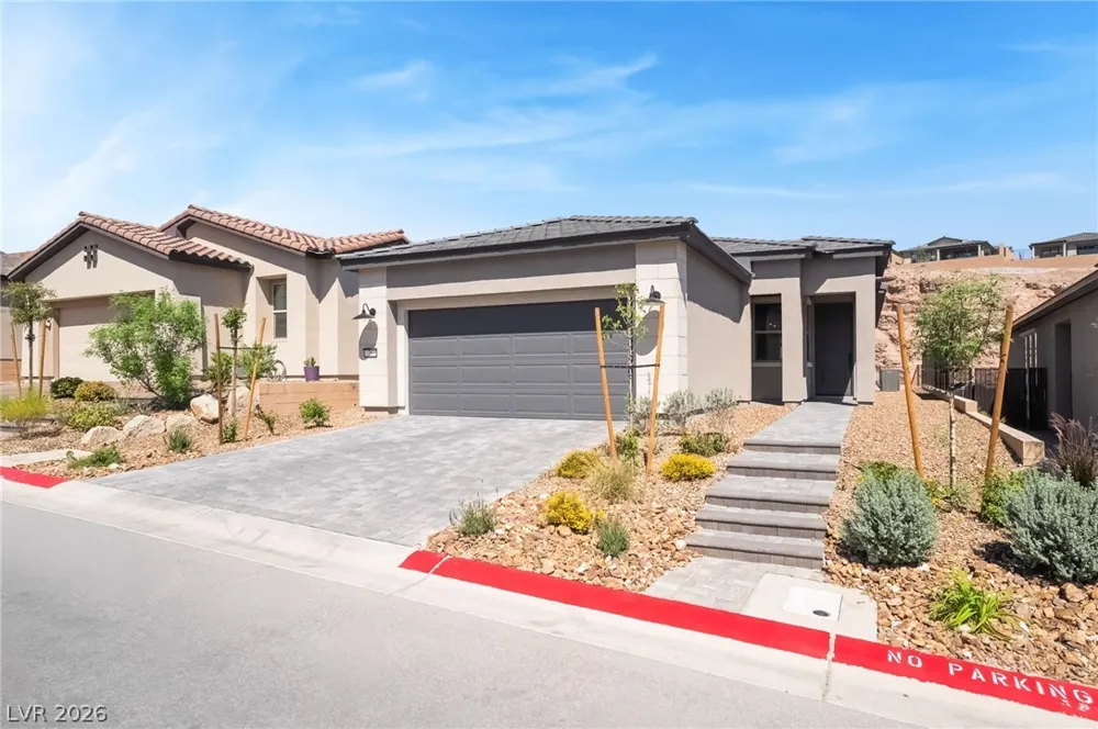 76 Crimson Cactus Avenue Henderson, NV 89011