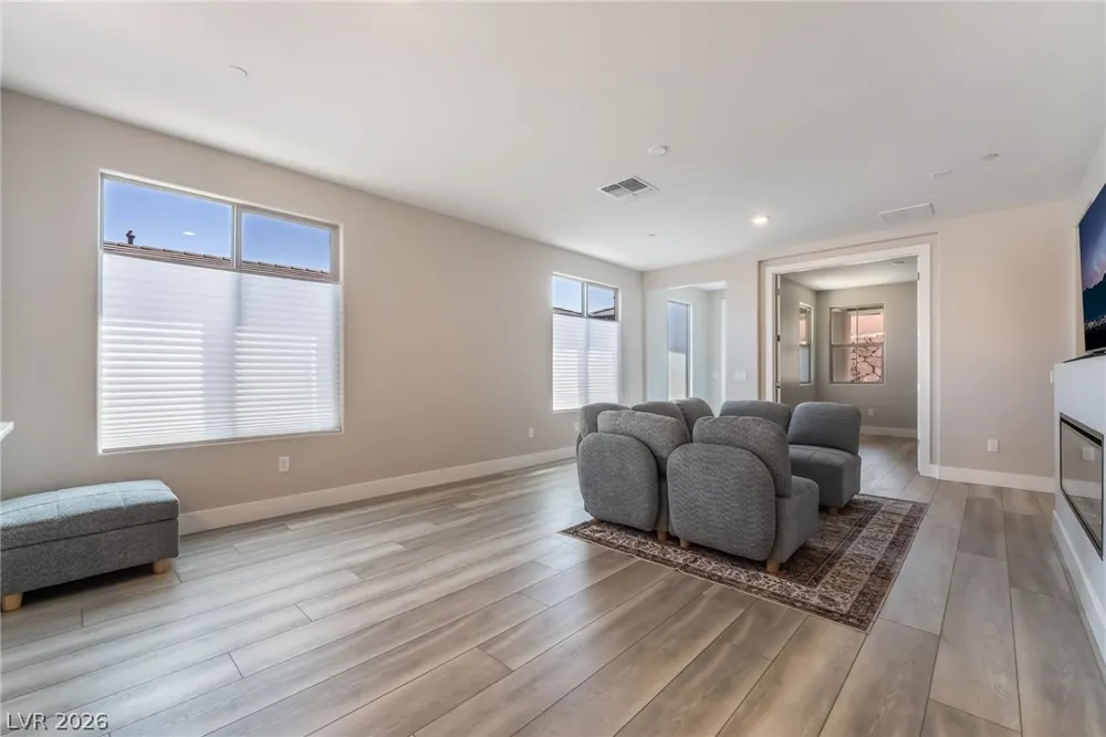 76 Crimson Cactus Avenue Henderson, NV 89011