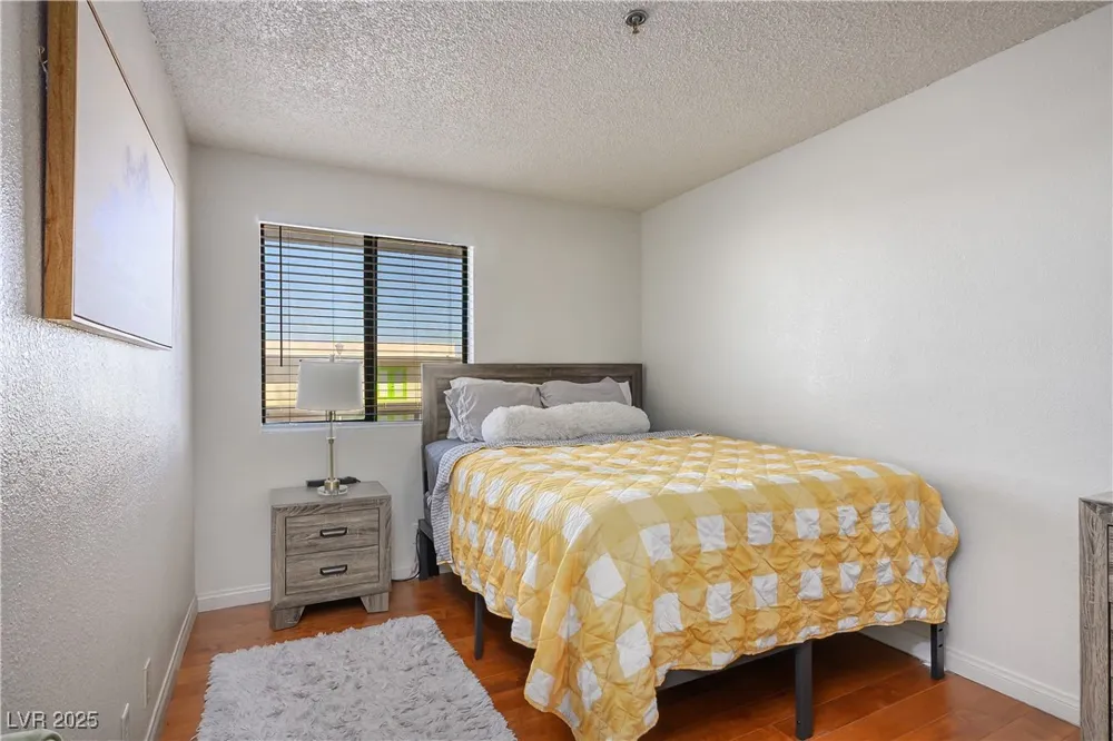 1381 E University Avenue #208 Las Vegas, NV 89119