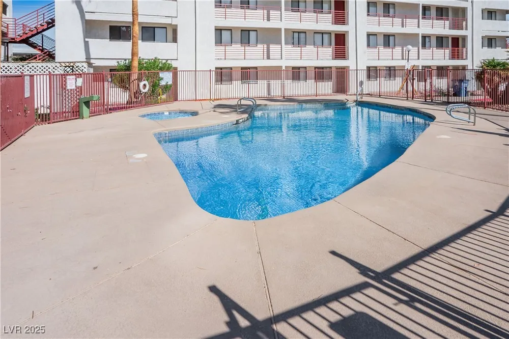 1381 E University Avenue #208 Las Vegas, NV 89119
