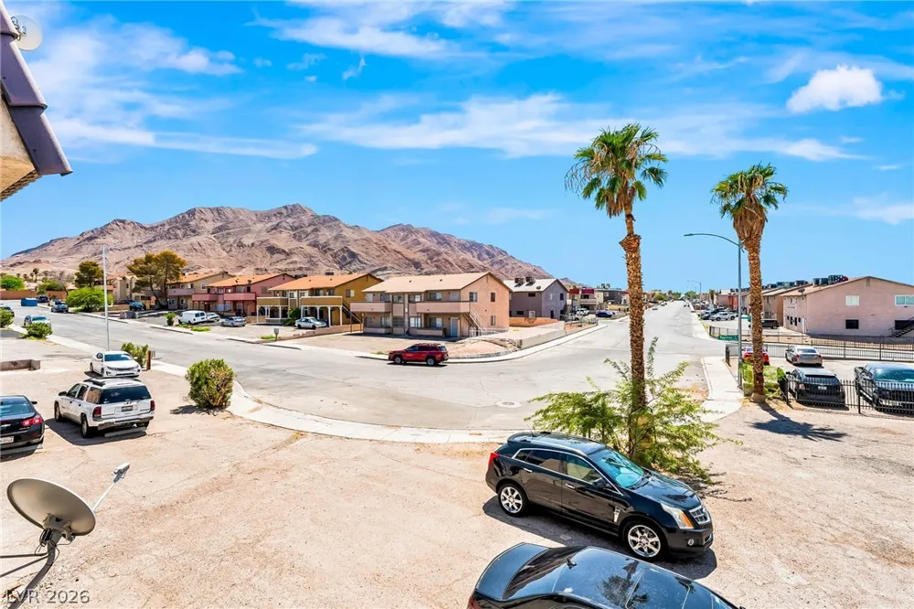 6914 Appleton Drive Las Vegas, NV 89156
