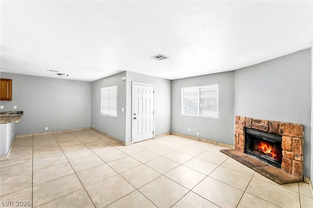 6914 Appleton Drive Las Vegas, NV 89156