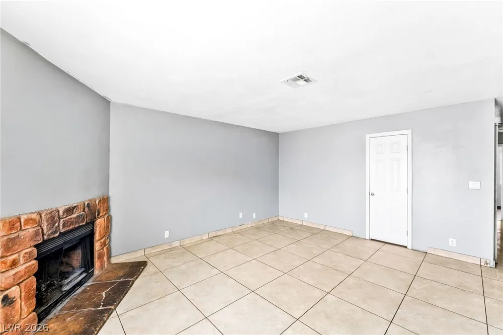 6914 Appleton Drive Las Vegas, NV 89156
