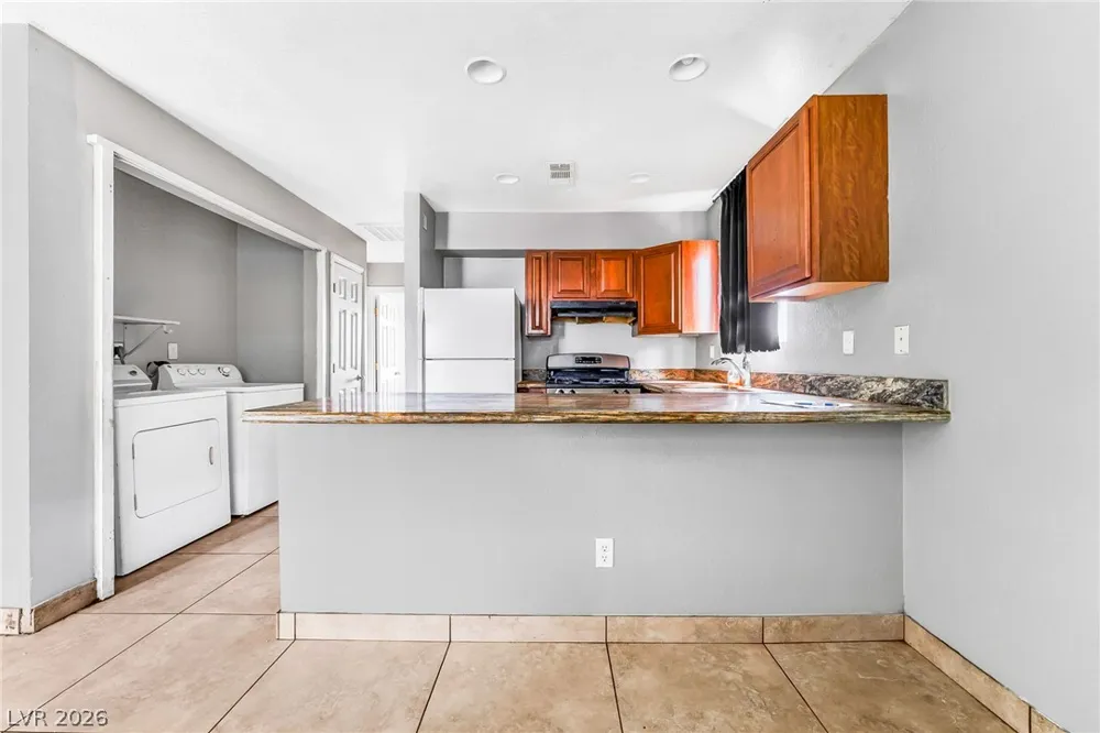 6914 Appleton Drive Las Vegas, NV 89156