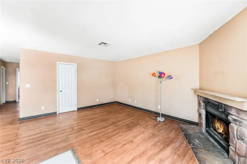 6914 Appleton Drive Las Vegas, NV 89156