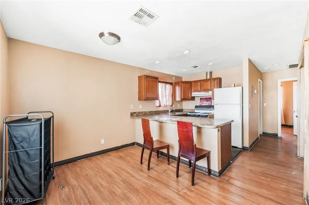6914 Appleton Drive Las Vegas, NV 89156