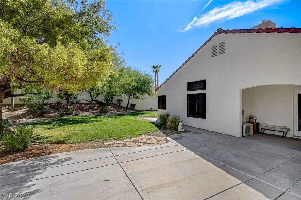 236 Misty Garden Street Henderson, NV 89012