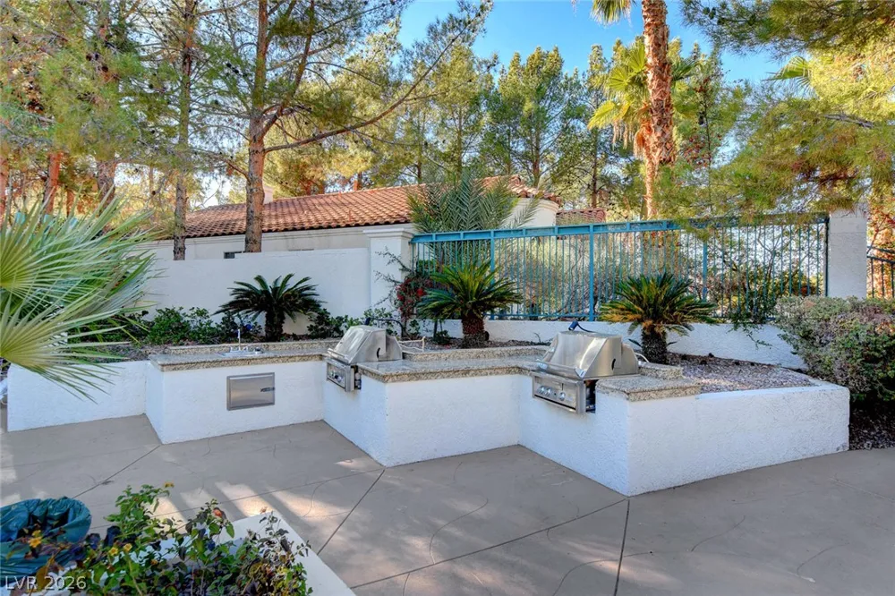 236 Misty Garden Street Henderson, NV 89012