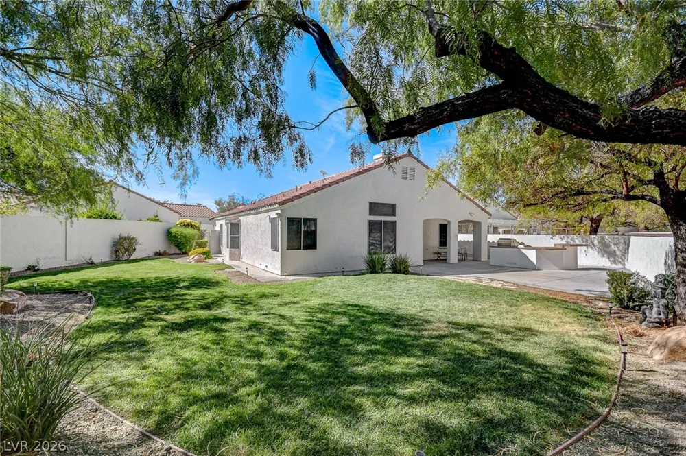 236 Misty Garden Street Henderson, NV 89012