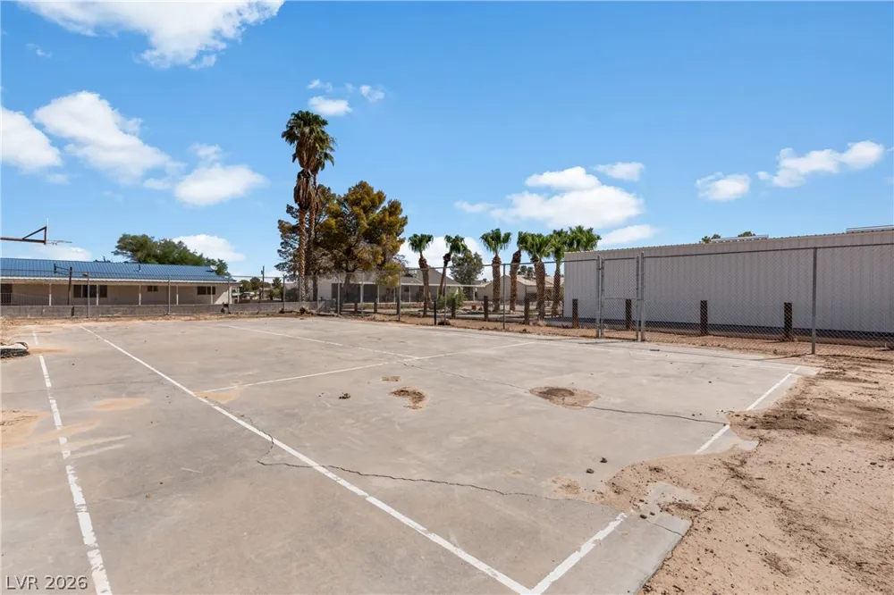 1225 W Cottonwood Avenue Overton, NV 89040